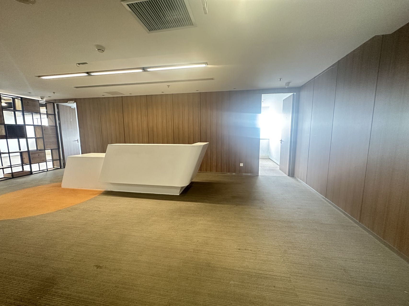 中关村领航科技大厦 2100平米直租