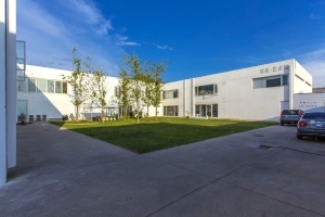 草场地国际艺术中心